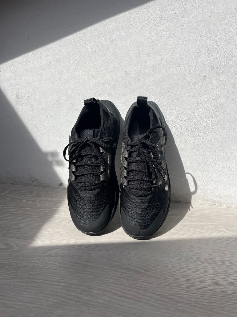 Used Nike ZoomX Zegama Trail 2 bike — image 5 of 11