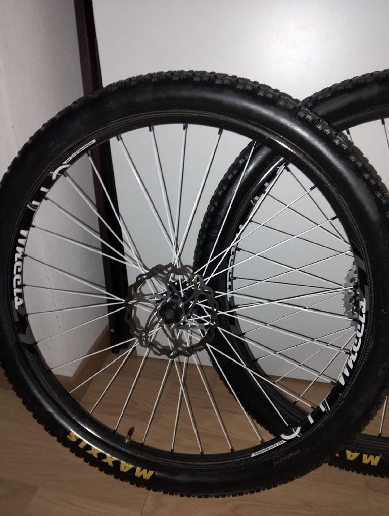 Used Halo Wheels 29" Carbon Boost Wheels bike — image 2 of 6