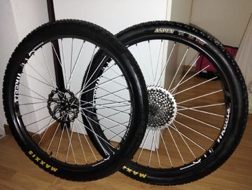 Tweedehands Halo Wheels 29" Carbon Boost Wheels Wheels