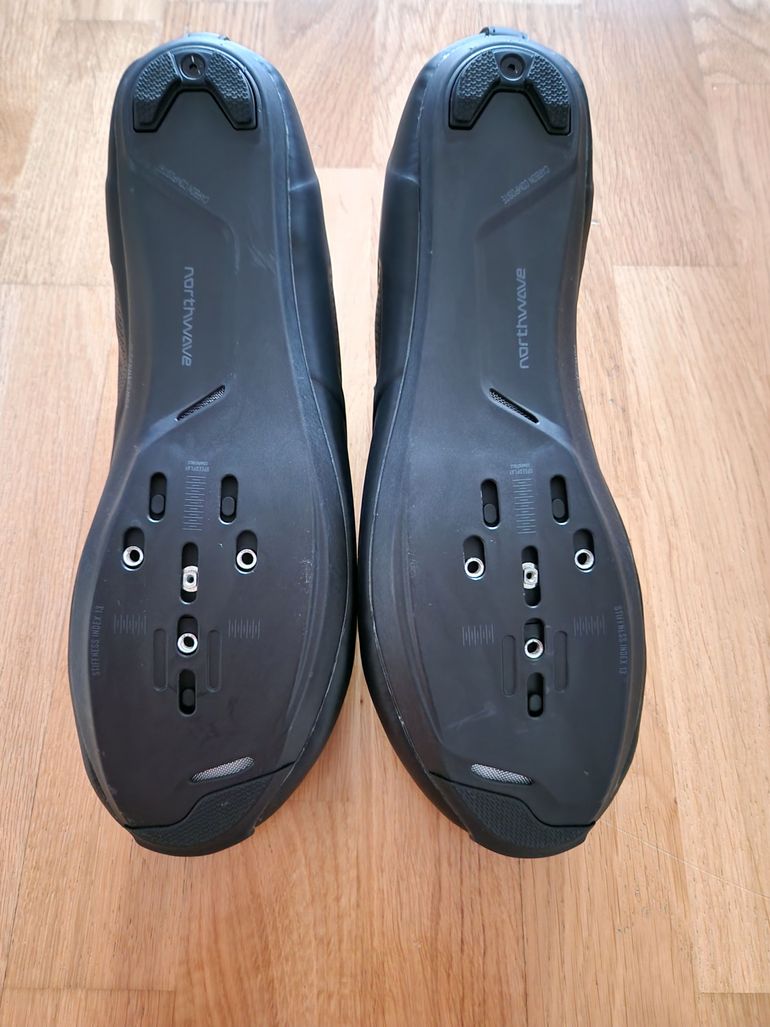 Used Northwave Revolution Rennradschuhe 2025 bike — image 3 of 8