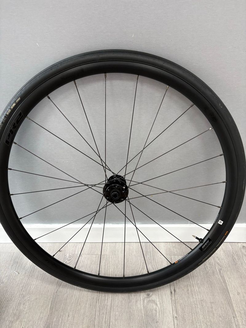 Giant PR-2 Disc Wheelset 2025 bike d'occasion — image 8 sur 9