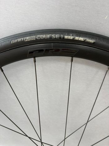 Used Giant PR-2 Disc Wheelset 2025 bike — image 6 of 9