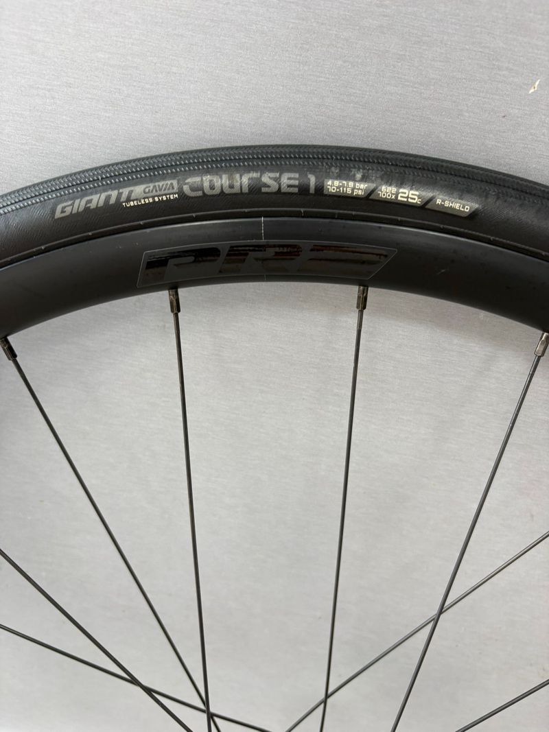 Giant PR-2 Disc Wheelset 2025 bike d'occasion — image 6 sur 9