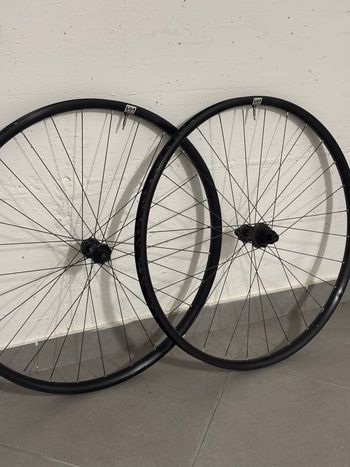 Newmen, Gravel Wheelset