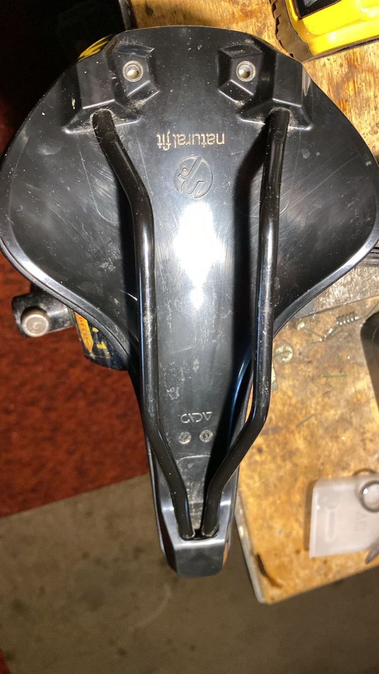 Used acid Natural Fit Venec Saddle 2024 bike — image 4 of 4