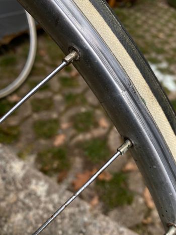 Used SUPER CHAMPION Laufradsatz Schlauchreifen Norma Naben Berg WWS Speichen 1970 bike — image 11 of 12