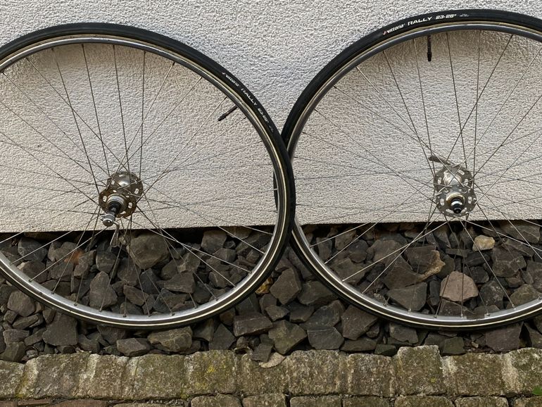 Used SUPER CHAMPION Laufradsatz Schlauchreifen Norma Naben Berg WWS Speichen 1970 bike — image 10 of 12