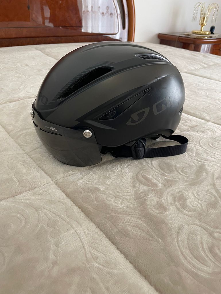 Used Giro Casco bike — image 1 of 10