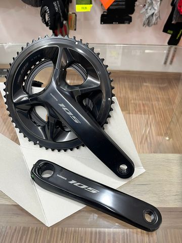 Używany Shimano 105 Crankset FrontChain wheel 2025 Drivetrain & Pedals