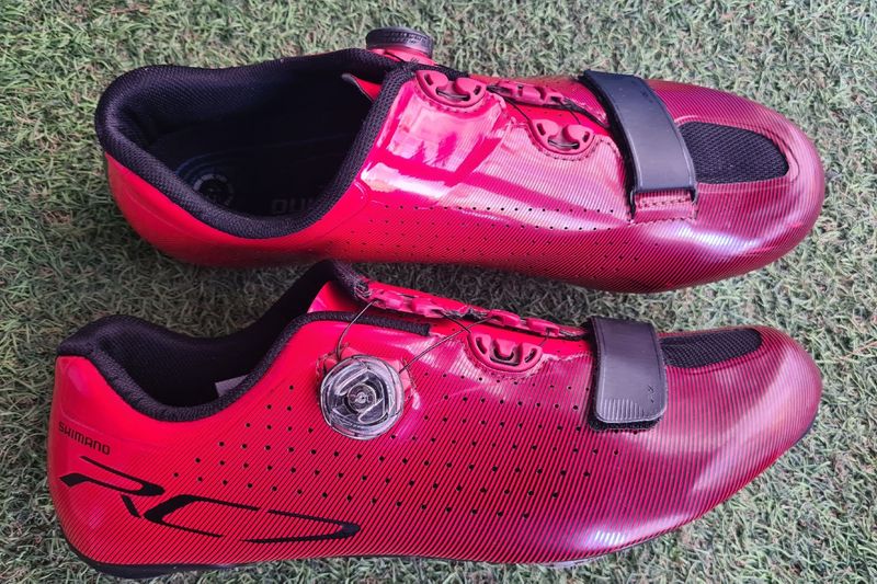 Shimano RC7 Cycling Shoes usato