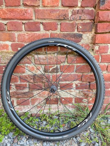 Używany Shimano RS370 Wheels