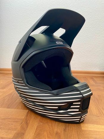 Used Ion Scrub Amp bike — image 1 of 17