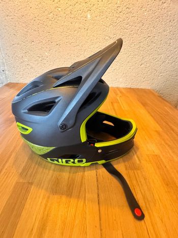 Used Giro Switch blade bike — image 2 of 4