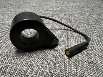 super73, Accélérateur au pouce 36/48V