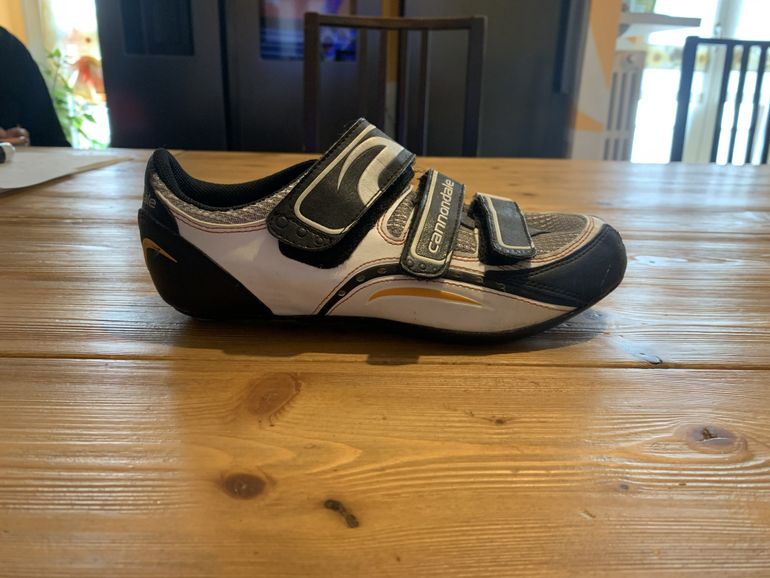Used Diadora Cycling Shoes bike — image 3 of 9