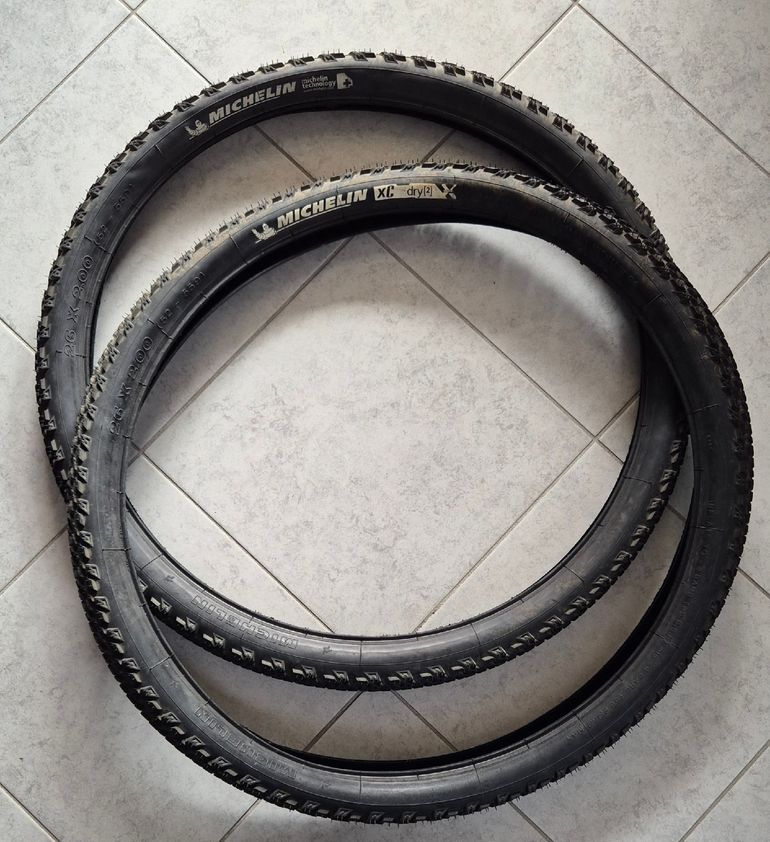 Used Michelin MTB 26" Tires bike — image 1 of 5