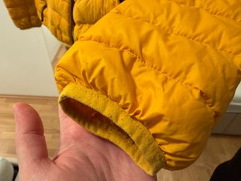 Used Scandinavian Explorer Daunenjacke Gelb Gr. L Unisex 2019 bike — image 10 of 11