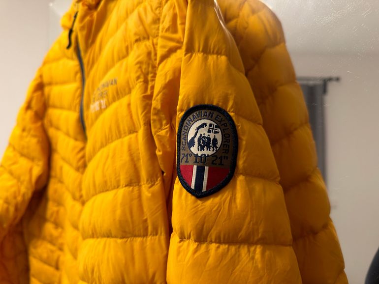 Used Scandinavian Explorer Daunenjacke Gelb Gr. L Unisex 2019 bike — image 5 of 11