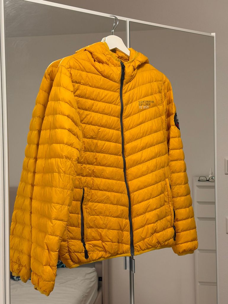 Used Scandinavian Explorer Daunenjacke Gelb Gr. L Unisex 2019 bike — image 3 of 11