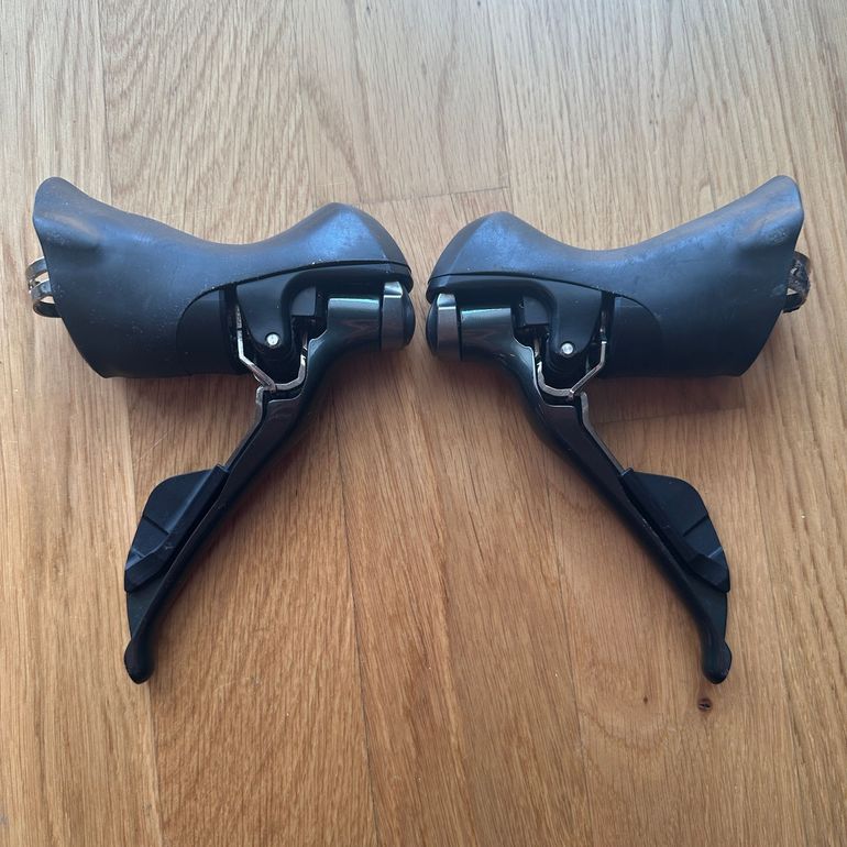 Used Shimano ST-4700 bike — image 2 of 4