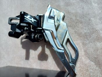 Used Shimano Deragliatore per doppia corona 2015 bike — image 2 of 3