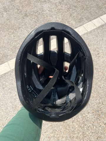 ABUS casque bike d'occasion — image 2 sur 3