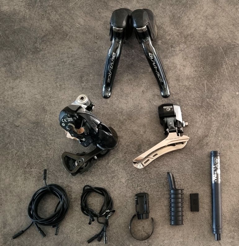 Used Shimano Dura Ace 9070 Di2 bike — image 1 of 6