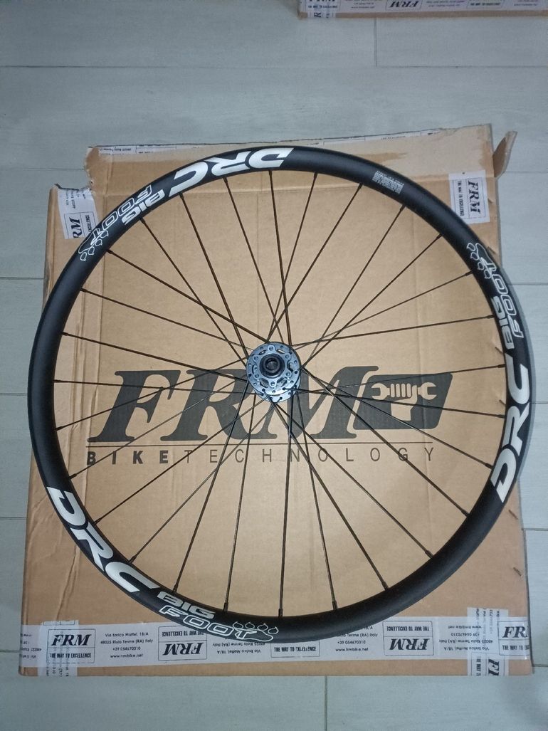 Used DRC Big Foot 29 Wheelset bike — image 9 of 9