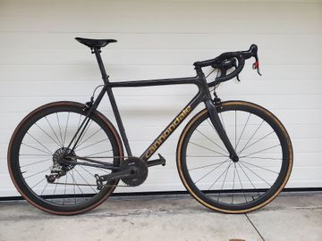 Brugt Dt Swiss Carbon Wheels bike — billede 1 af 3