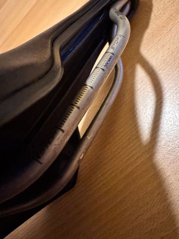 Used Selle Italia slr boost Saddles & Seatposts