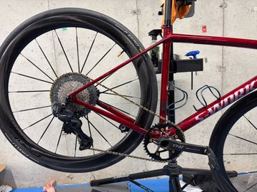 Used Shimano Deore XT Di2 Wireless 12sp Rear Derailleur 2025 bike — image 4 of 8