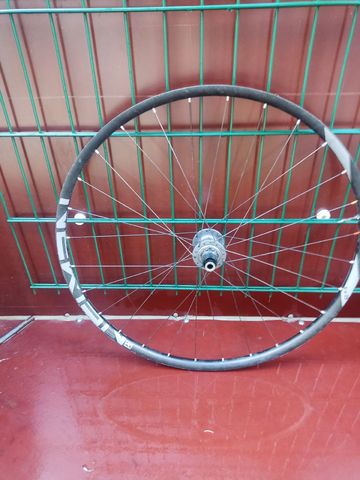 Used Chris King /Newmen Hinterrad bike — image 3 of 4