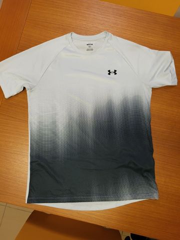 Under Armour Shirt Fitness & Yoga d'occasion