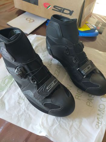 Used Sidi Scarpe Zero gore 2 bike — image 1 of 8