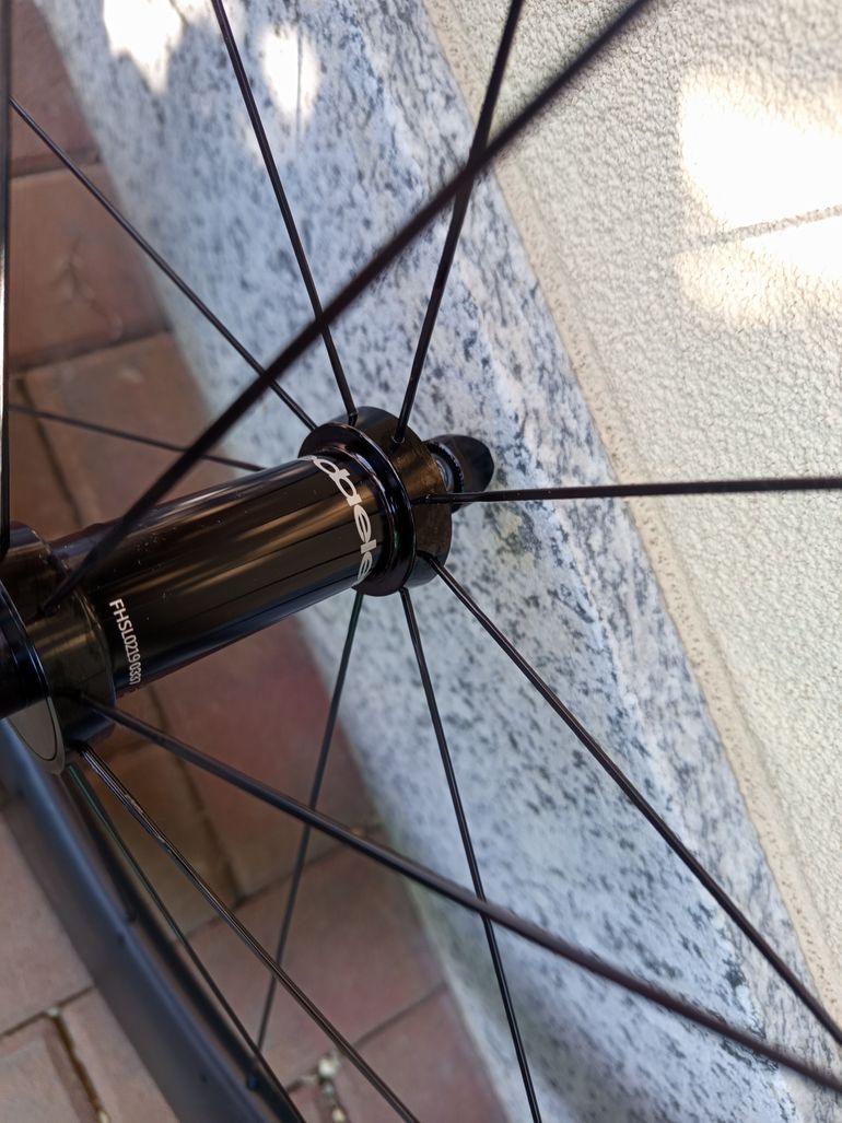 Used Deda Elementi SL88ceramic 2023 bike — image 8 of 10