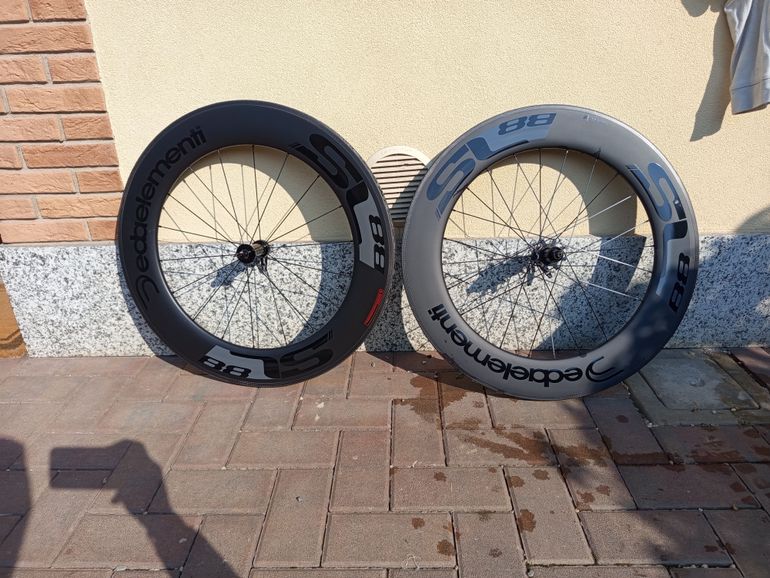 Used Deda Elementi SL88ceramic 2023 bike — image 9 of 10