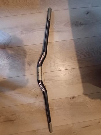 Used Renthal FatBar Carbon Handlebar 35mm Clamp 30mm Rise 800mm Width bike