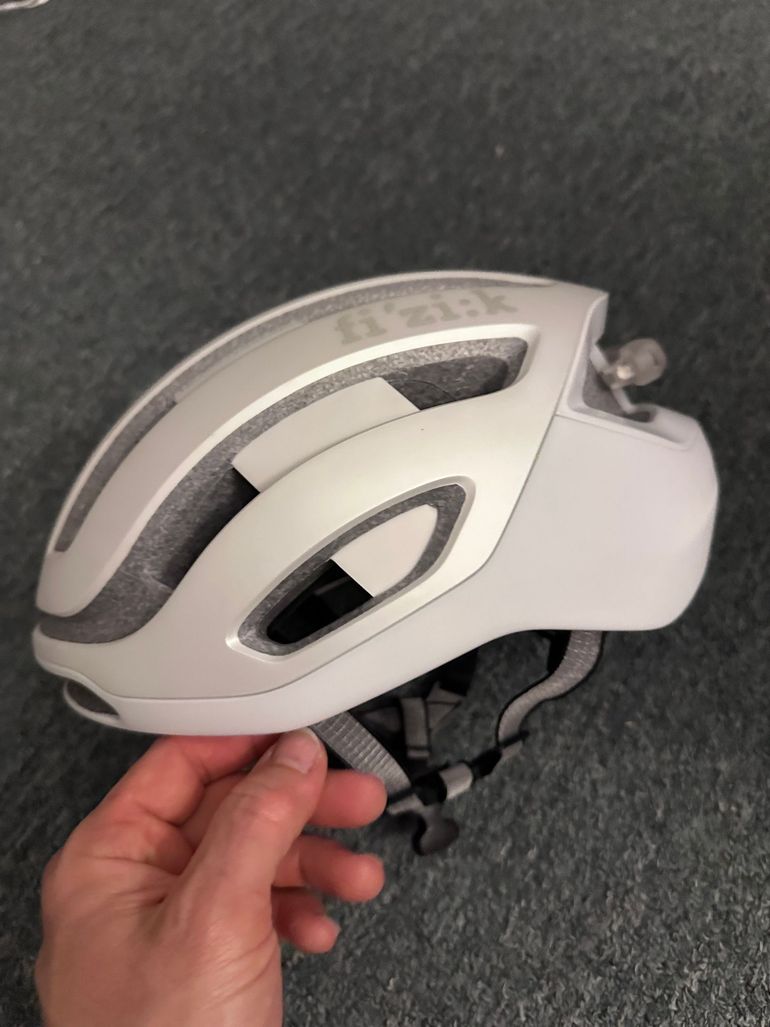 Used Fizik Kudo Helmet 2025 bike — image 2 of 5