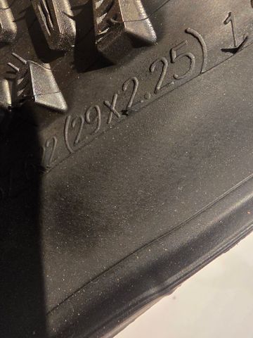 Gebrauchtes Schwalbe Racing Ralph 2023 bike — Bild 3 von 3