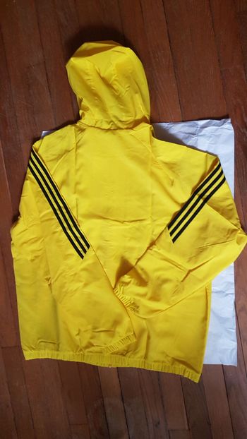 Used Adidas Tiro 24 Windbreaker Coupe vent bike — image 5 of 11