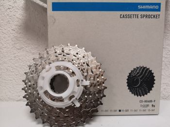 Used Shimano 1 x Cassette CS-HG400 9V. 11-32dts bike