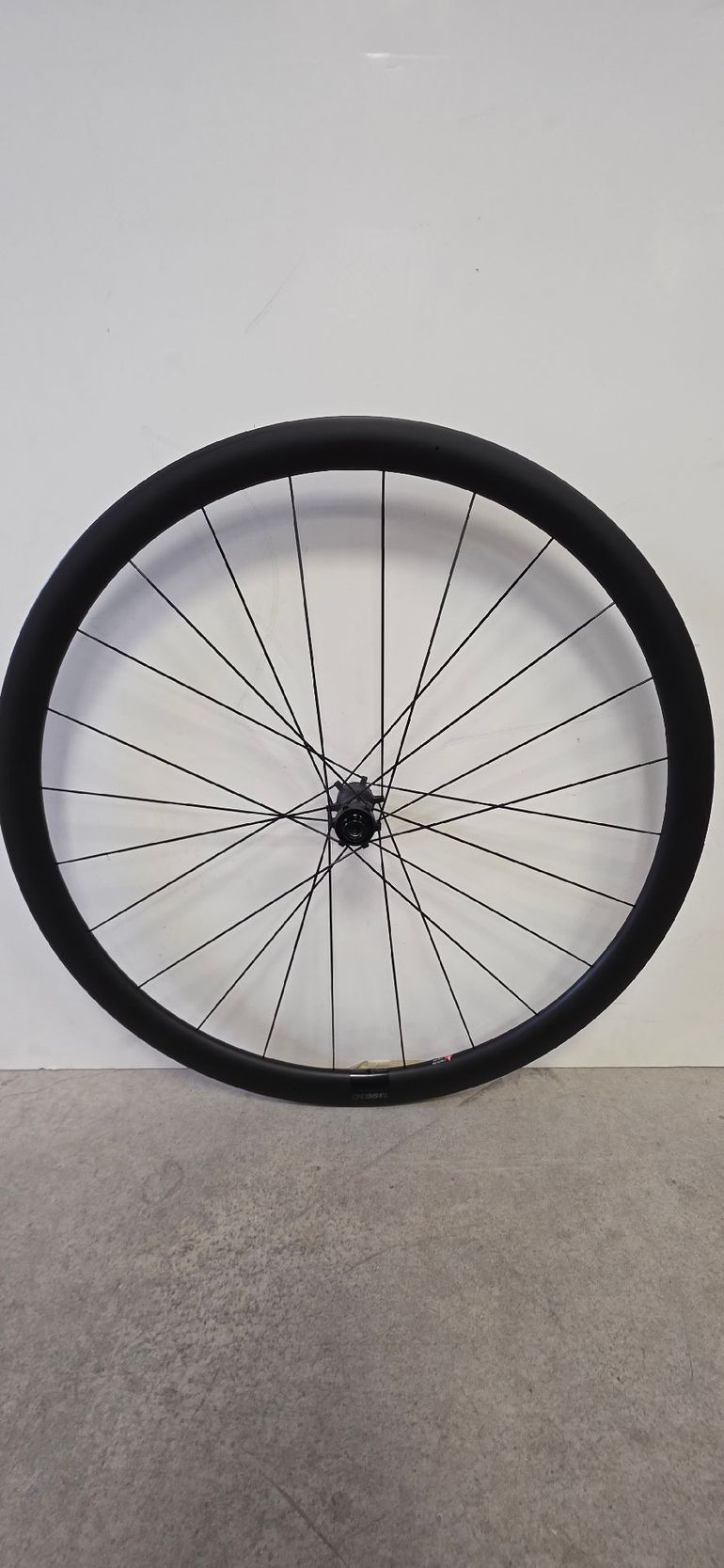 Used Dt Swiss CRD 351 SL 2024 bike — image 8 of 8