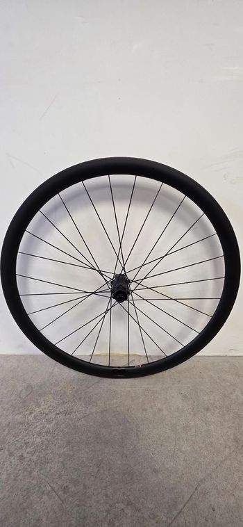 Used Dt Swiss CRD 351 SL 2024 bike — image 6 of 8
