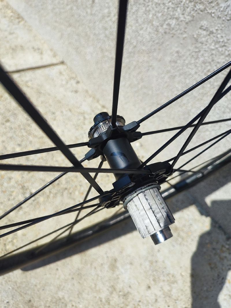 Fulcrum Carbon Wheelset 2022 bike usato — immagine 7 di 7