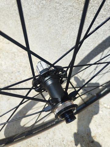 Fulcrum Carbon Wheelset 2022 bike usato — immagine 5 di 7