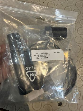 Used Sram rockshox twistloc 3 position bike — image 1 of 8