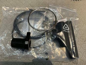 Used Sram rockshox twistloc 3 position bike — image 2 of 8