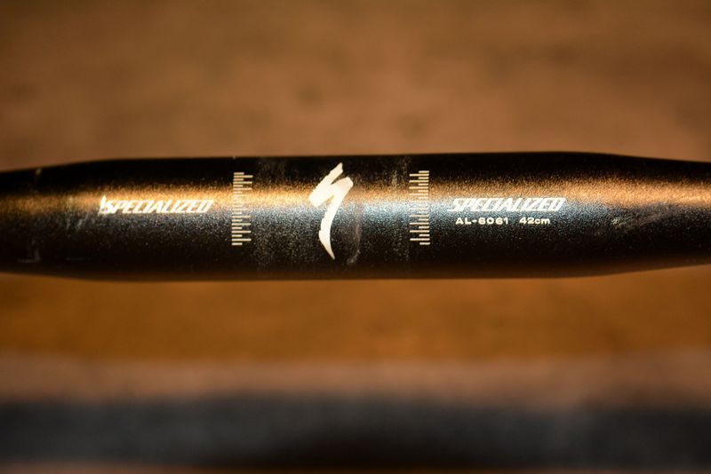 Použité Specialized Comp Al6061 42 cm Cockpit