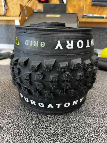 Used Specialized purgatory 2024 Tyres & Tubes
