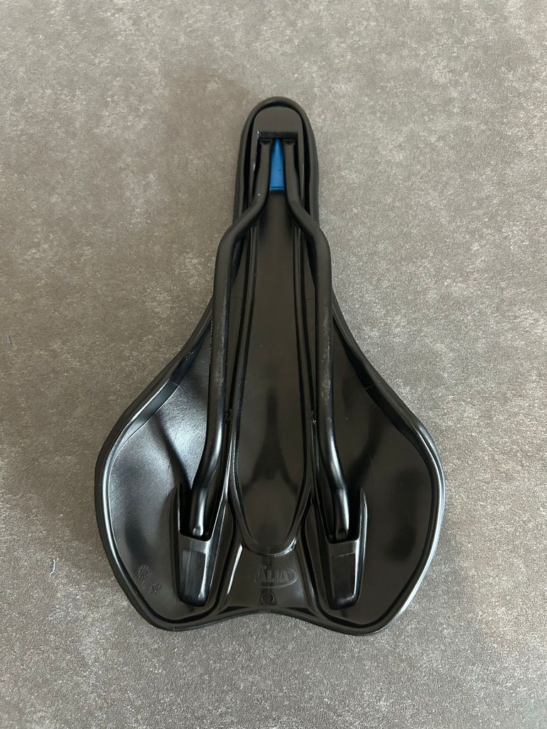 Used Selle Italia slr boost TM 2025 bike — image 4 of 4